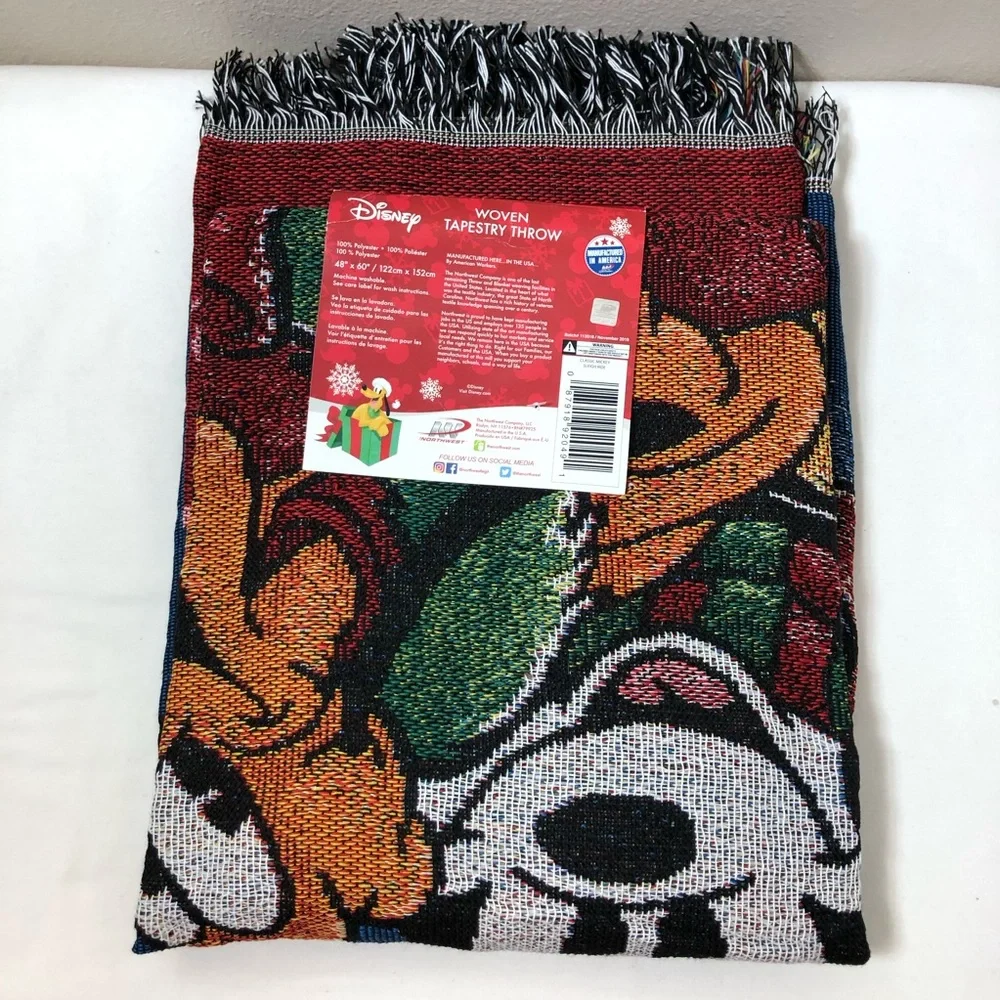 Disney Mickey Minnie Pluto Sleigh Ride Woven Made USA Tapestry Throw 48x60 Inch